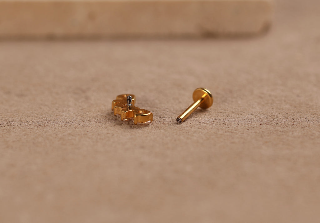 Titanium Curved Round & Baguette Crown Internal Threaded Flat Back
