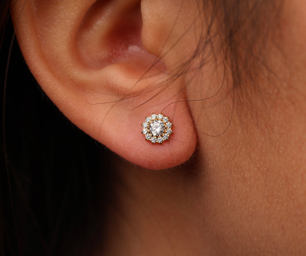 Titanium Threadless Sparkling Flower Flat Back Stud