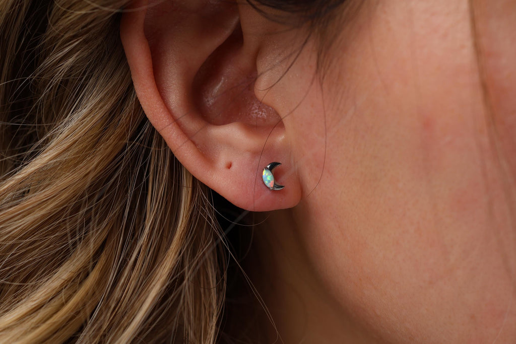 16G/18G Titanium Opal Crescent Moon Stud Earrings –  Flat Back Minimal Celestial Screw Back Earrings, Tiny Moon Jewelry, N135