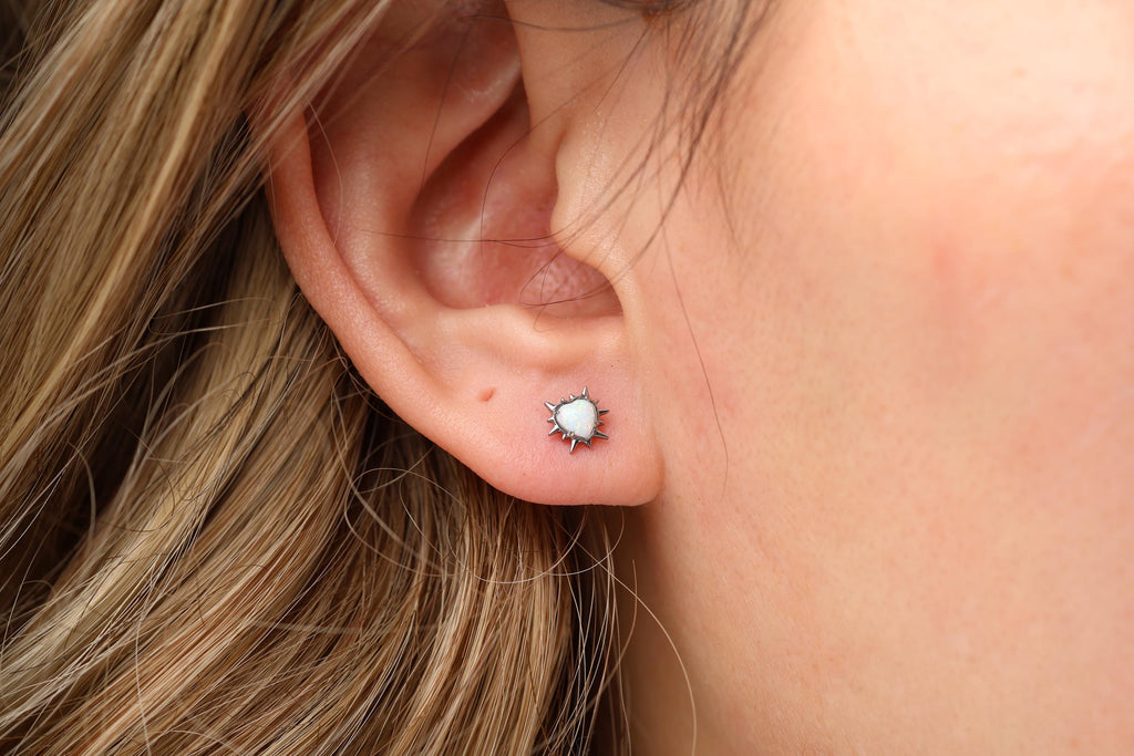 18G/16G Titanium Opal Heart Sunburst Screw Back Stud Earrings, Flat Back Cartilage Earrings, Internally Threaded Labret, Helix Tragus N142