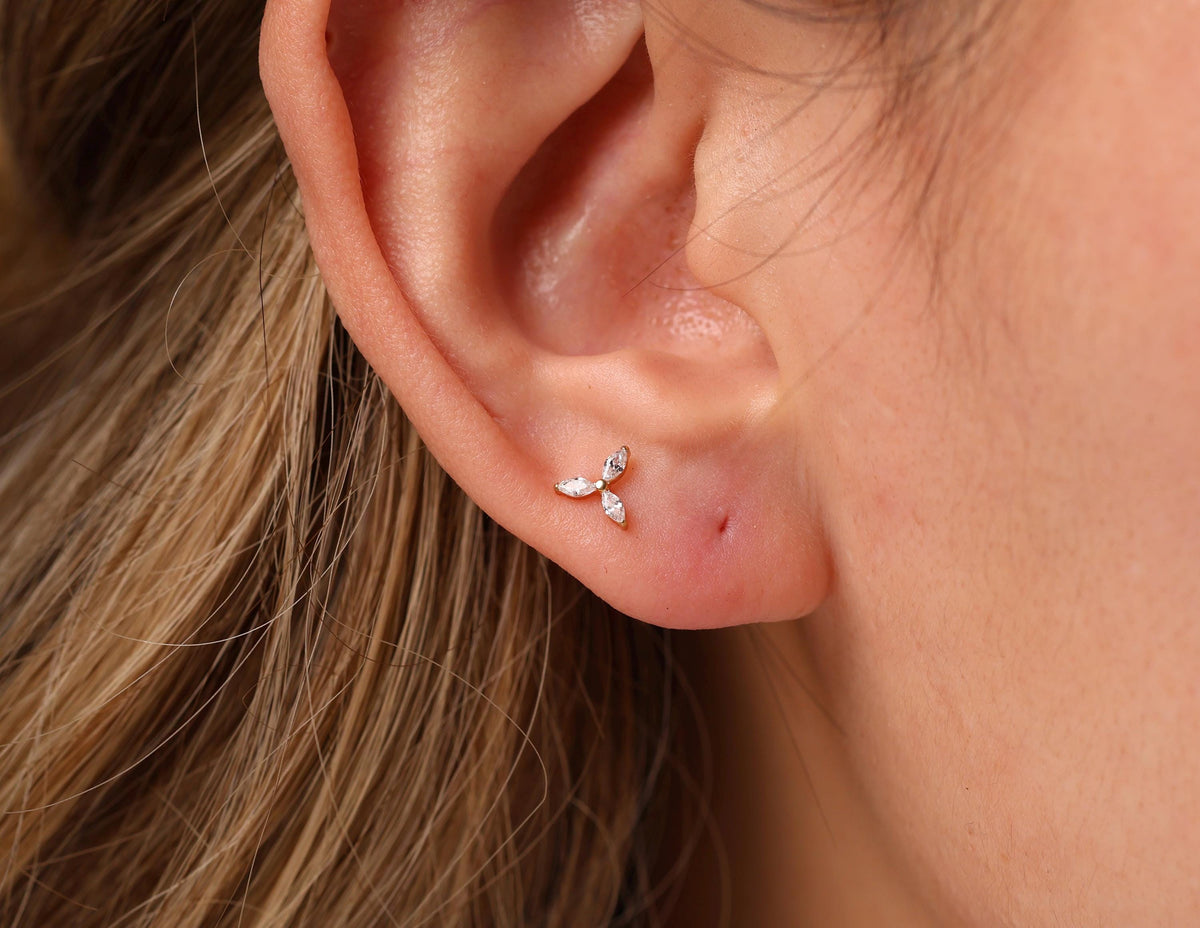 16G/18G/20G Titanium CZ Cluster Flat Back Earrings, Threadless Cartilage Studs, Marquise Helix Earrings, Minimal Tragus Jewelry N156