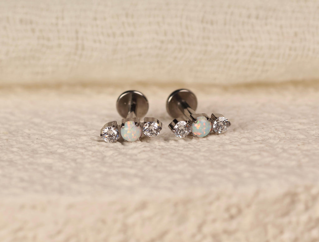16G/18G Titanium Round Opal CZ Screw Back Stud Earrings, Flat Back Cartilage Earrings, Internally Threaded Labret Stud, Helix Tragus N145