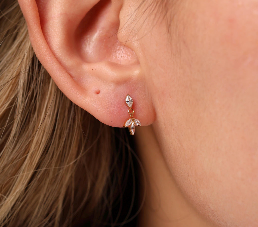16G/18G/20G Titanium Dangle Flat Back Earrings, Threadless Cartilage Studs, CZ Drop Helix Earrings, Tragus Jewelry, Hypoallergenic N155