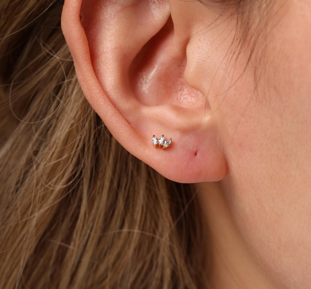 16G/18G/20G Titanium Triple Marquise Flat Back Stud, CZ Marquise Cartilage Earrings, Threadless Helix Stud, Minimal Tragus Earring N152