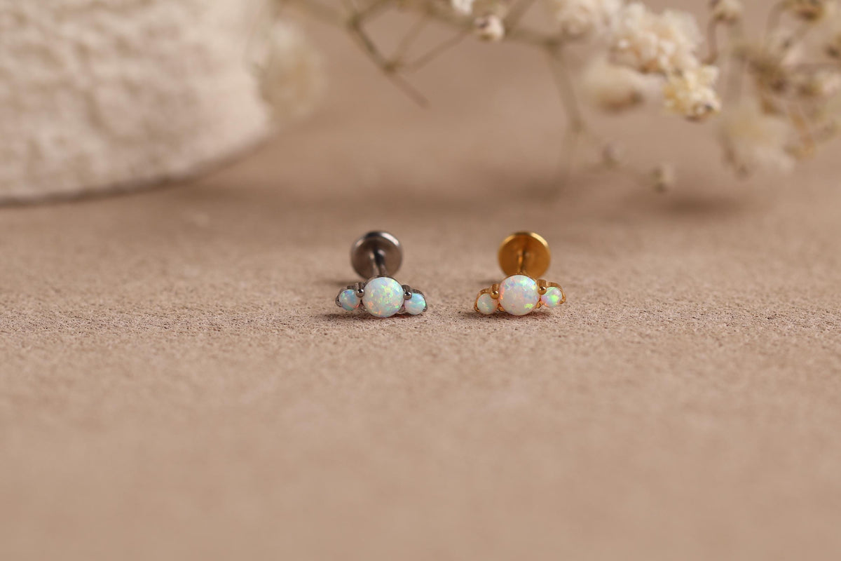 16G/18G/20G Titanium Opal Flat Back Earrings, Threadless Cartilage Studs, Helix Earrings, Triple Opal Tragus Jewelry, Sensitive Ear N160