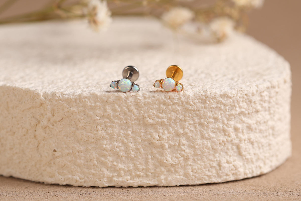 16G/18G/20G Titanium Opal Flat Back Earrings, Threadless Cartilage Studs, Helix Earrings, Triple Opal Tragus Jewelry, Sensitive Ear N160