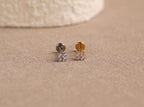 16G/18G/20G Titanium Flower Flat Back Earrings, Threadless Cartilage Studs, CZ Helix Earrings, Tiny Floral Tragus Jewelry N161