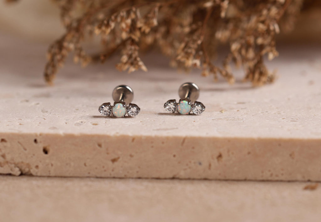 16G/18G Titanium Round Opal CZ Screw Back Stud Earrings, Flat Back Cartilage Earrings, Internally Threaded Labret Stud, Helix Tragus N145