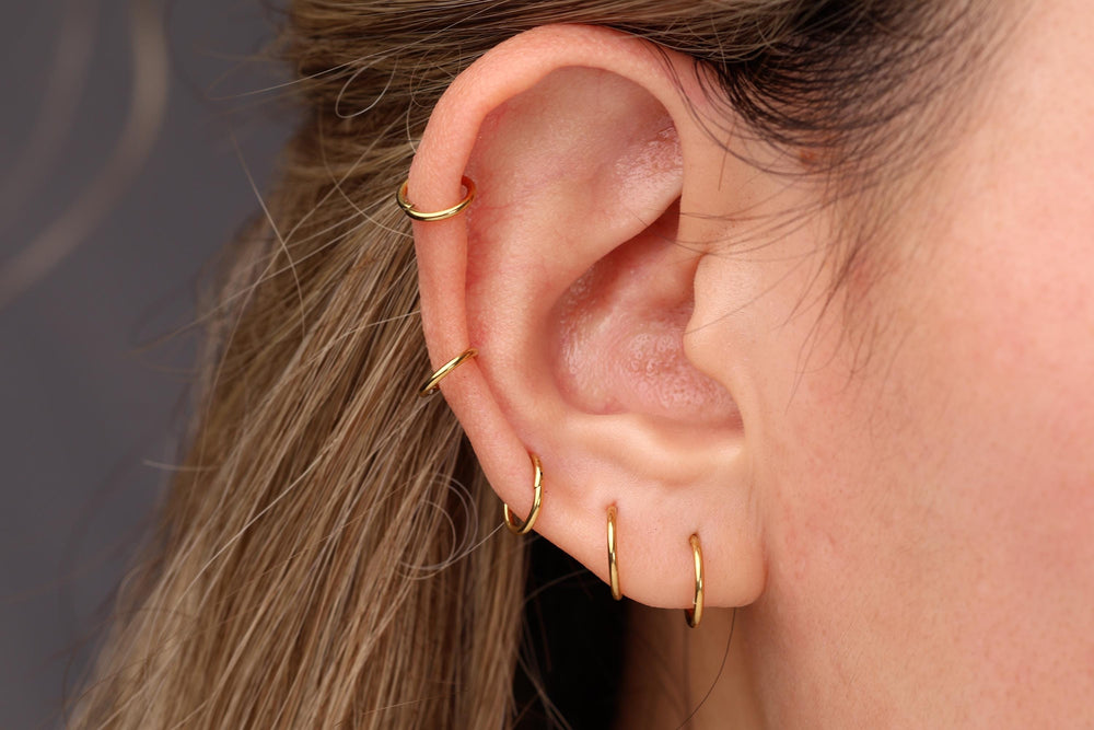16G/18G ASTM F-136 Implant Grade Titanium Huggie Hoop Earrings, Cartilage Hoop, Helix Earrings, Conch Hoop, Tragus Hoop, Lobe Hoop N213