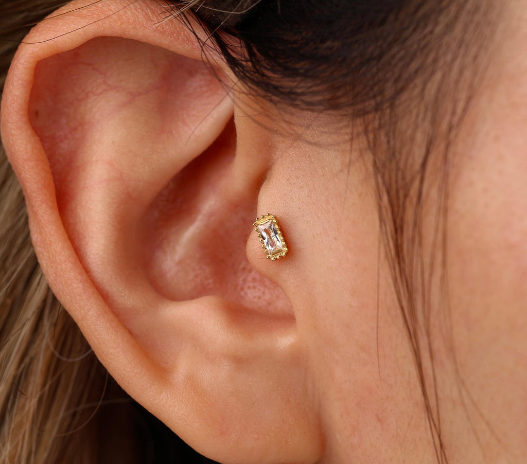 16G/18G Titanium Beaded Baguette Flat Back Earrings, Internal Threaded Studs, Dainty CZ Cartilage Earring, Helix Tragus Lobe Jewelry  N188