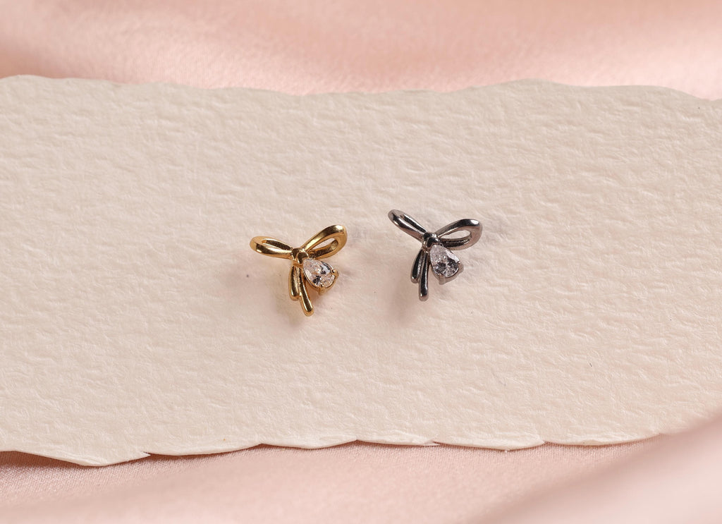 16G/18G Titanium Bow Flat Back Earrings, Internal Threaded Studs, Dainty CZ Ribbon Cartilage Earring, Helix Tragus Lobe Jewelry N191