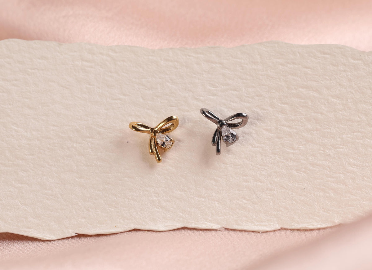 16G/18G Titanium Bow Flat Back Earrings, Internal Threaded Studs, Dainty CZ Ribbon Cartilage Earring, Helix Tragus Lobe Jewelry N191