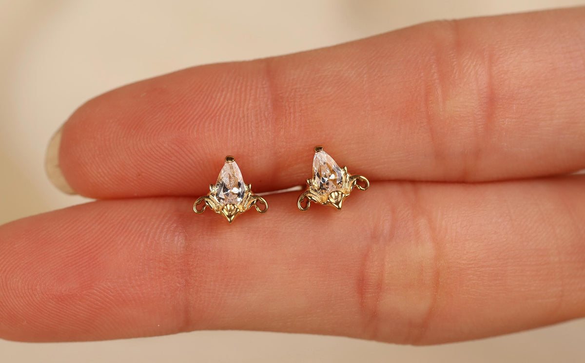 16G/18G Titanium Pear CZ Ornate Flat Back Earrings, Internal Threaded Studs, Dainty Vintage Cartilage Earring, Helix Tragus Lobe N190