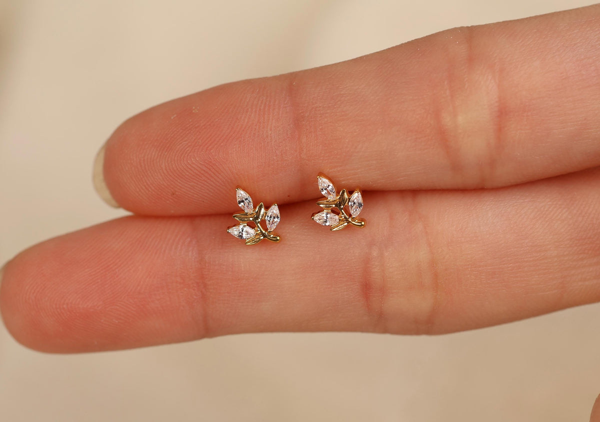 16G/18G Titanium Marquise Leaf Flat Back Earring, Internal Threaded Titanium Stud, Dainty CZ Cartilage Earring, Helix Tragus Lobe N184