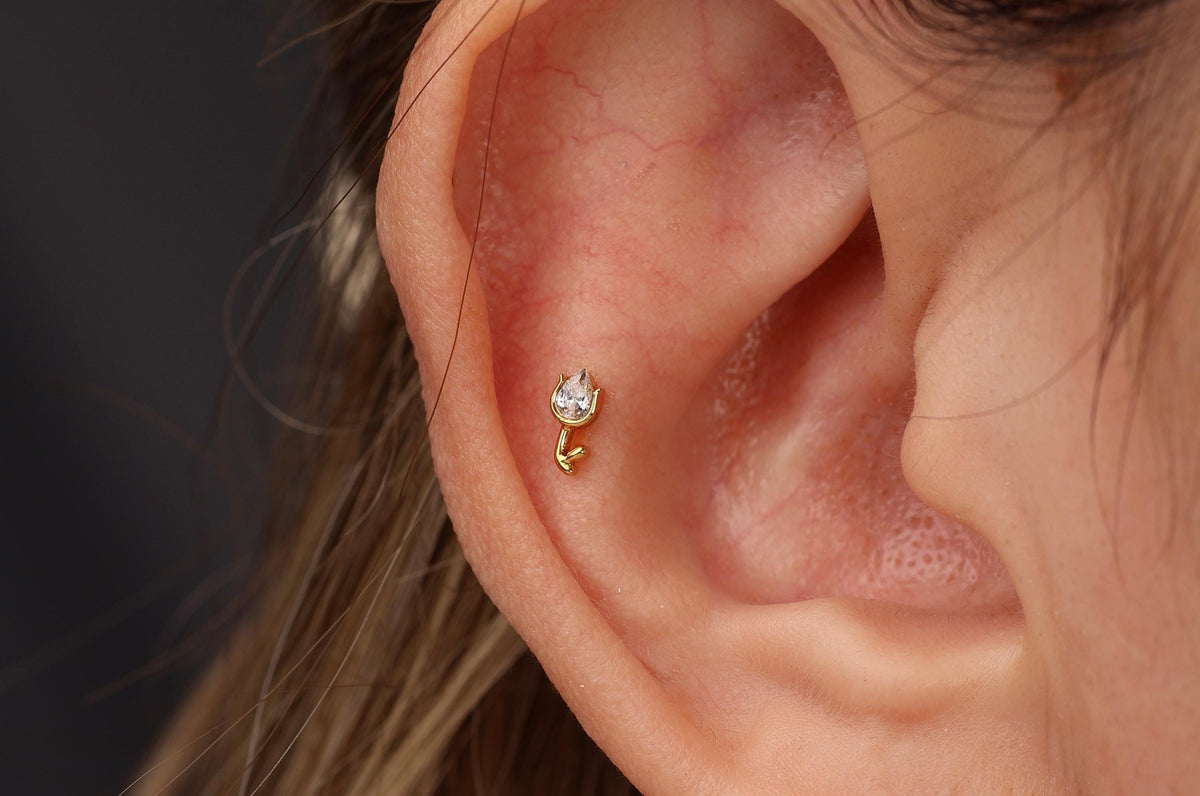 16G/18G Titanium Pear-Cut Tulip Stud Earring – Internally Threaded Flat BackHelix , Cartilage Tragus Lobe Earrings N194