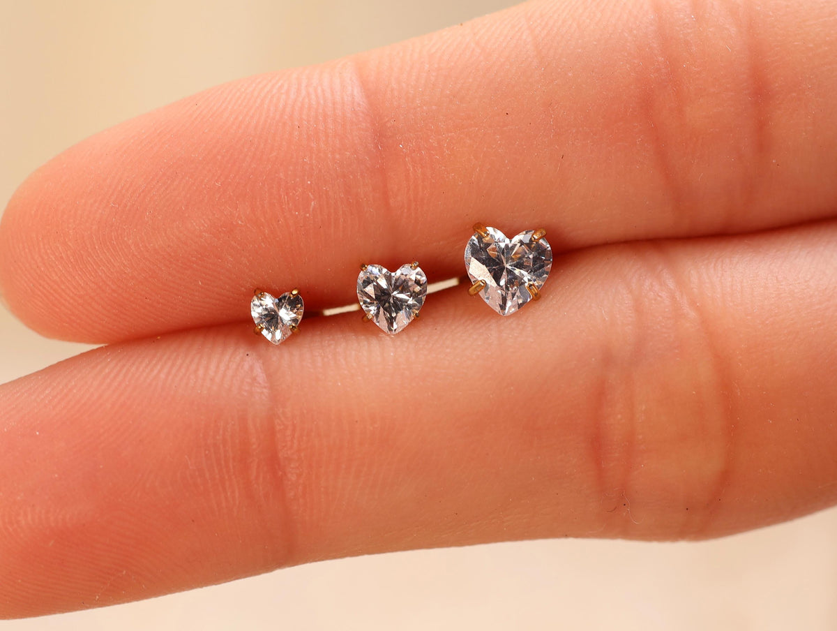 16G/18G/20G Titanium Heart CZ Threadless Flat Back Earring, Titanium Push Pin Labret Stud, Crystal Helix Tragus Conch Lobe Piercing